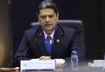 Reuniones con Autoridades